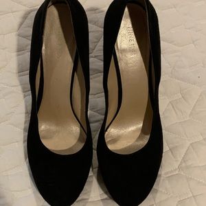 Nine West suede pumps
